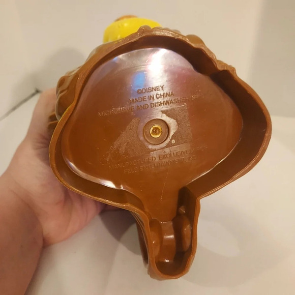 Disney On Ice The Lion King Simba Head Flip Lid Plastic Mug with Handle - Picture 6 of 6